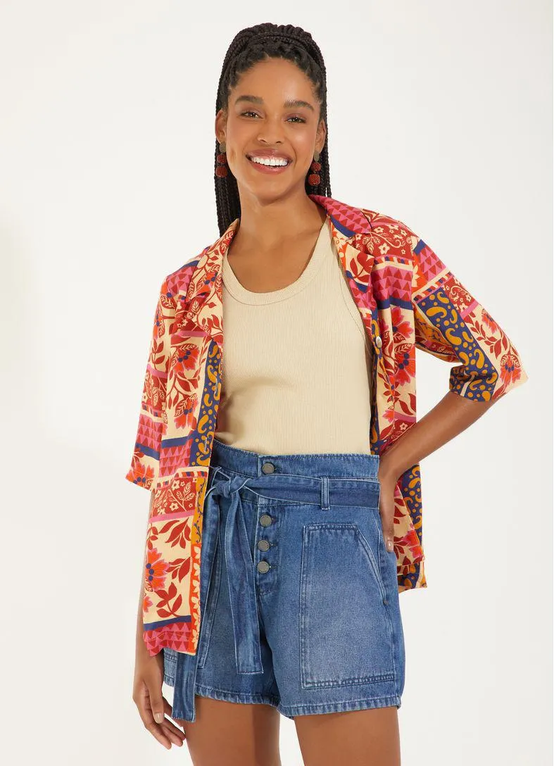 Camisa estampada afetiva