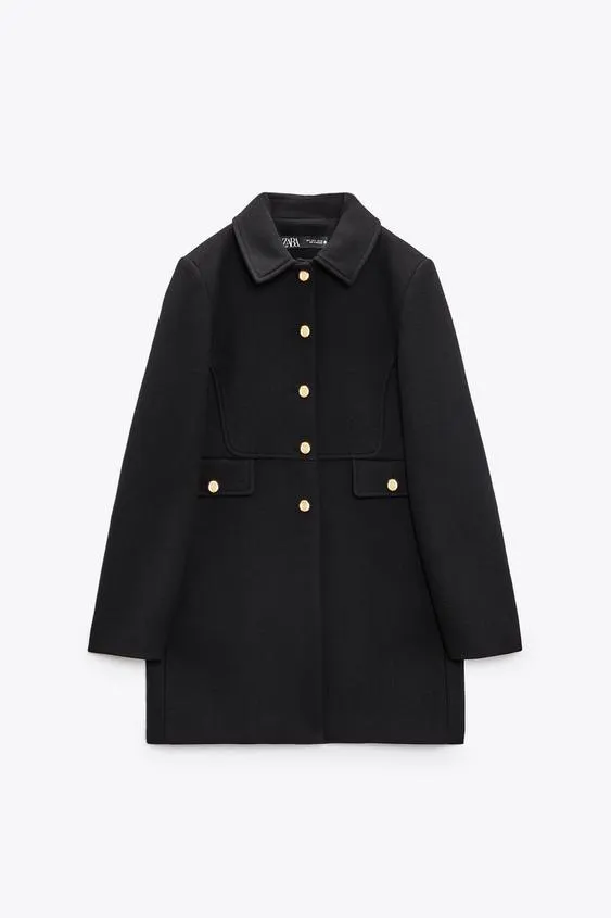 ABRIGO CORTO BOTONES