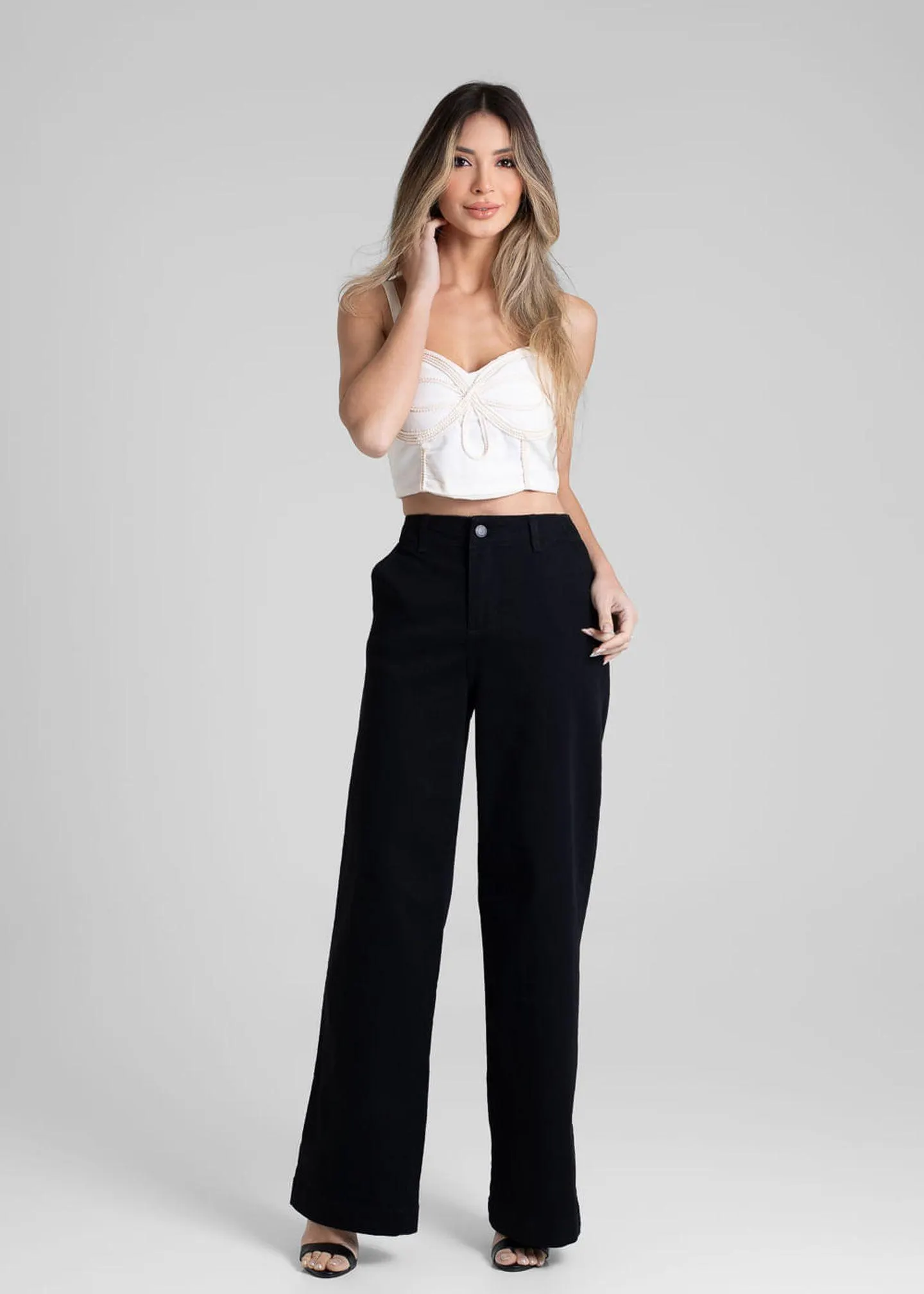 Calça Sarja Wide Leg Preta - Sawary