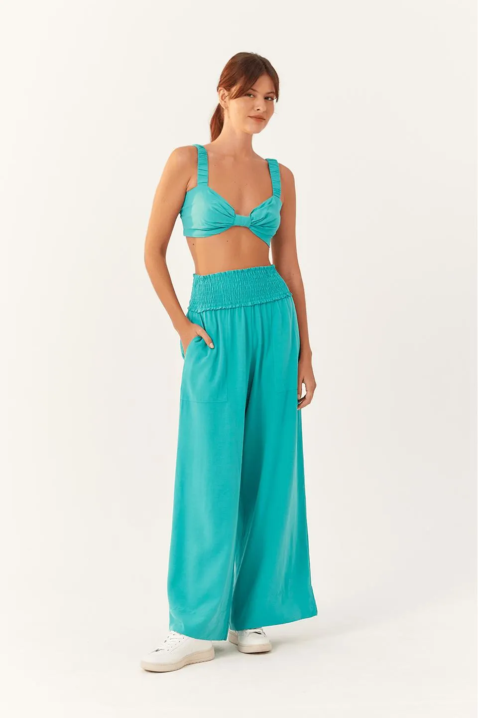 Calça Bolso Frente Chapado Bf