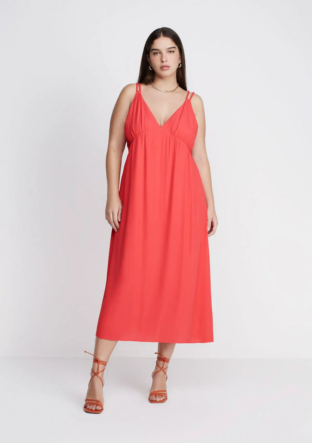 Vestido Midi Evasê Decote V - Vermelho