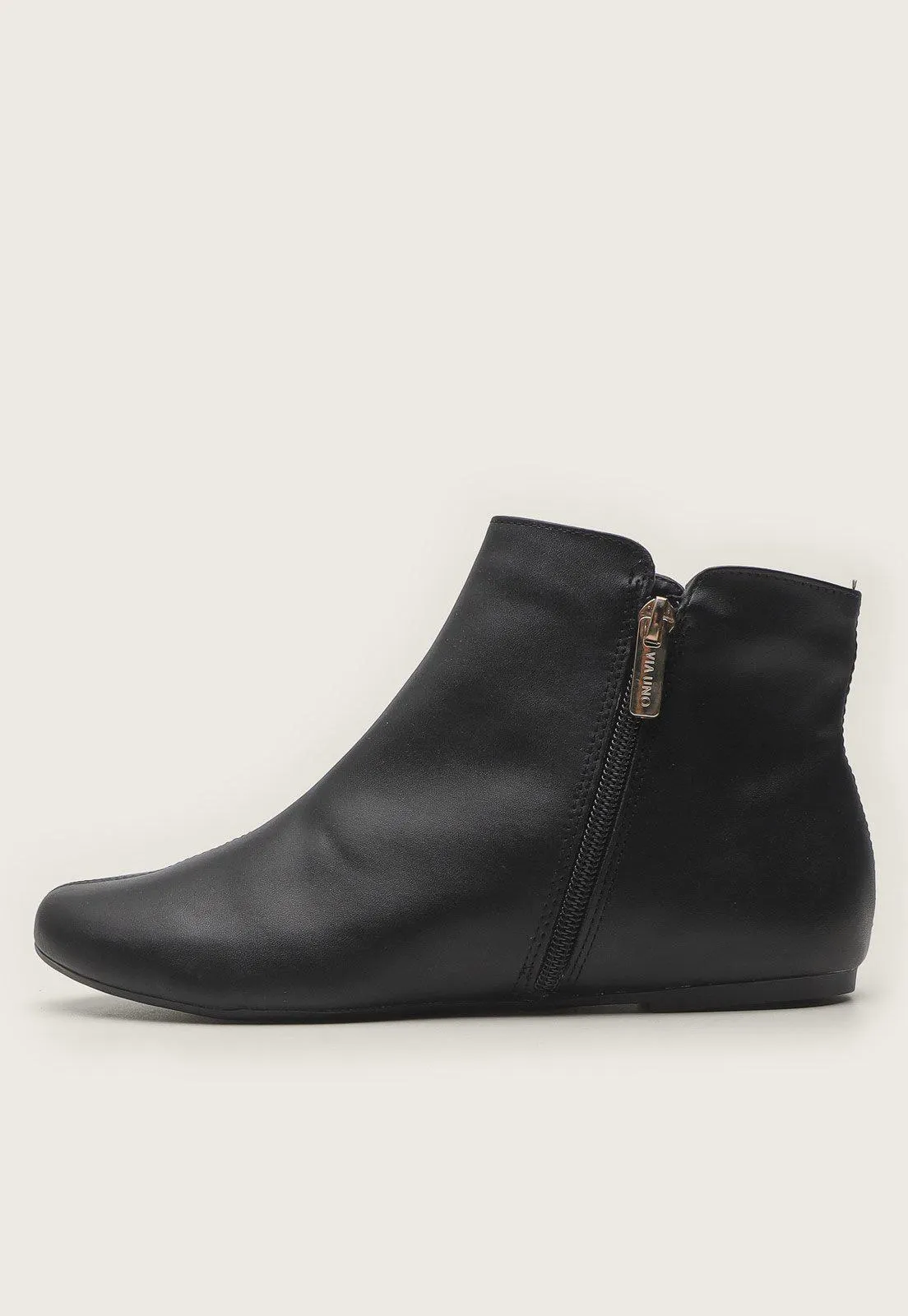 Bota VIA UNO Lisa Preta