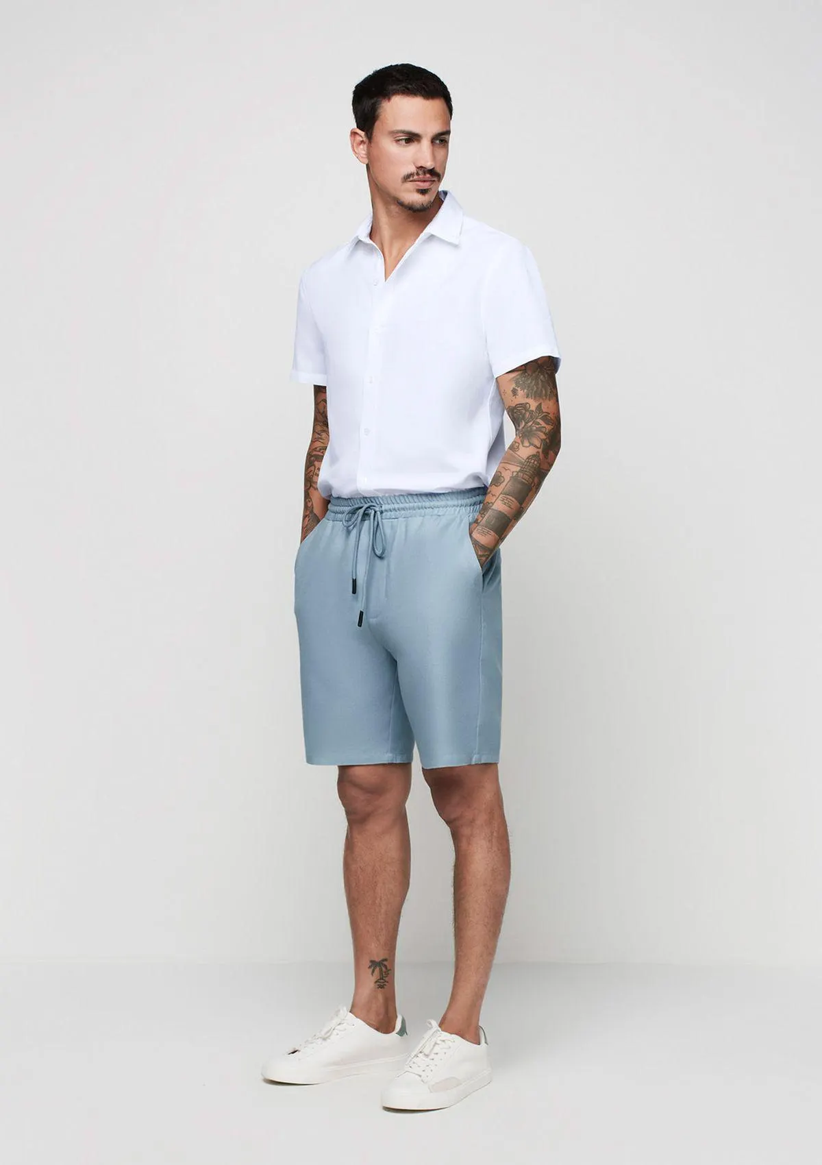 Bermuda Masculina Reta Em Tecido - Azul