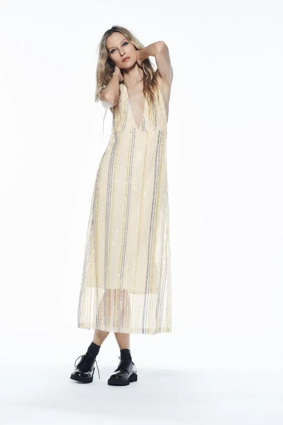 VESTIDO HALTER LENTEJUELAS