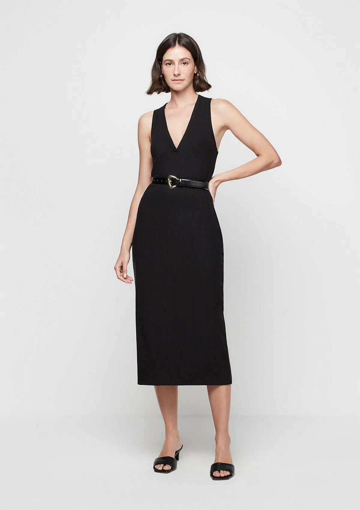 Vestido Midi Reto Decote V Com Fenda - Preto