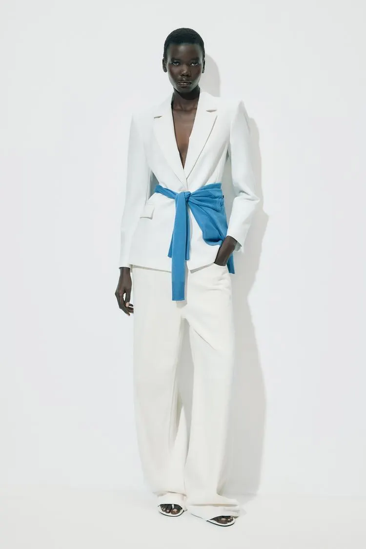 BLAZER JUSTO COM BOTÃO