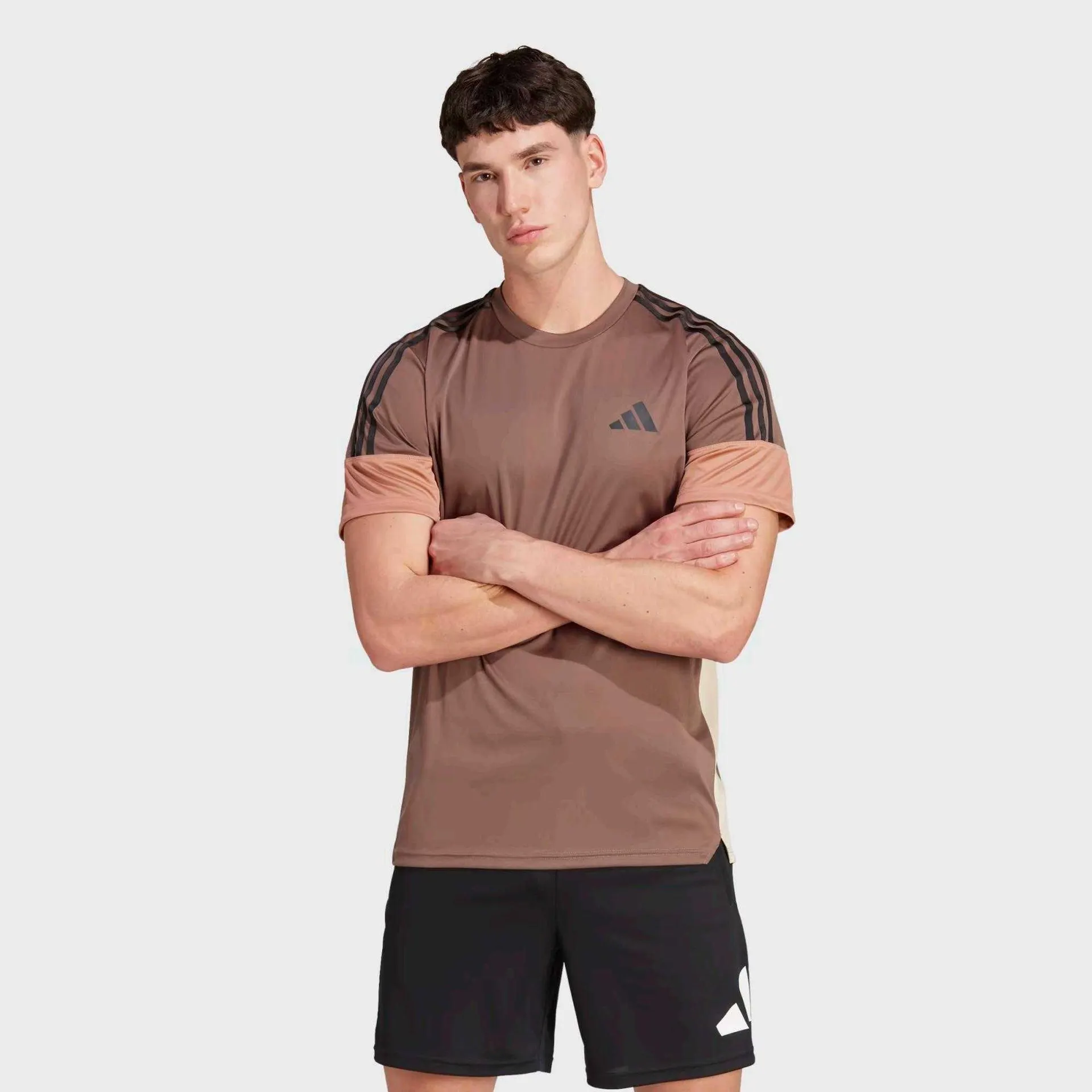 Encarte de Adidas Ofertas 16 de junho até 30 de setembro 2023 - Pagina 10