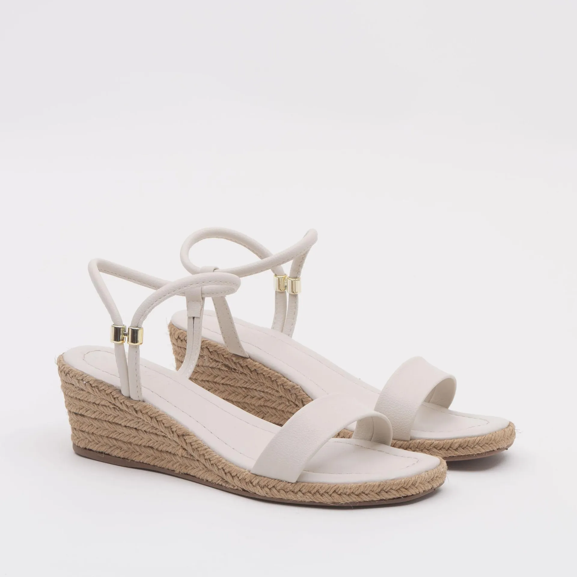 Anabela com metal regulavel e salto forrado - MILK