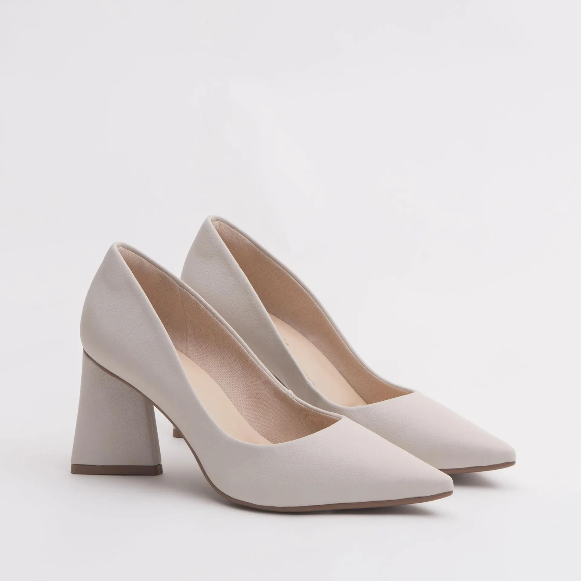 Scarpin bico fino salto triangulo - COTTON