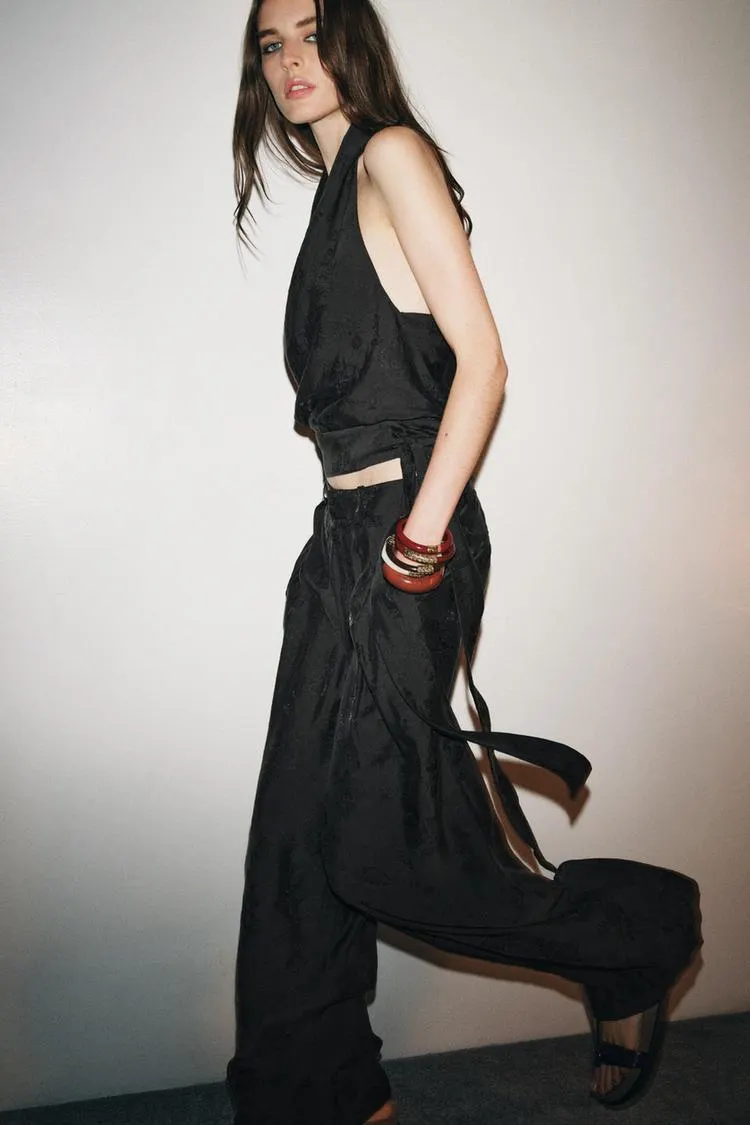 TOP HALTER JACQUARD FLORAL ZW COLLECTION