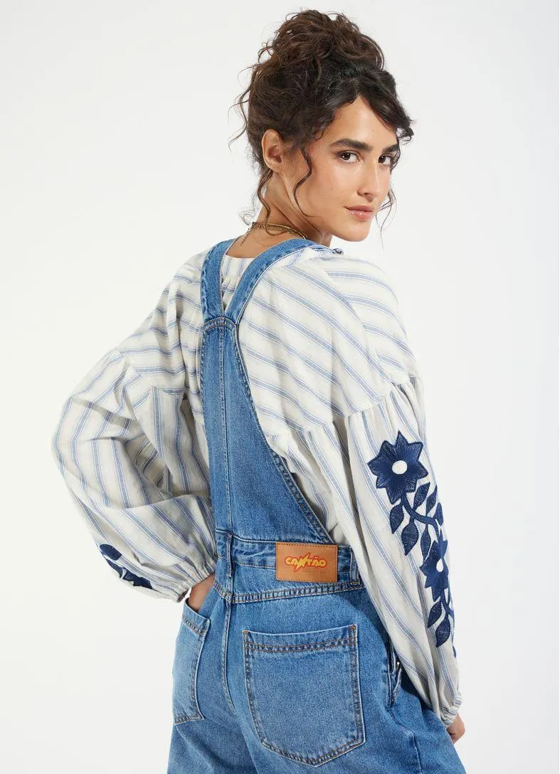 Jardineira jeans relíquias jeans