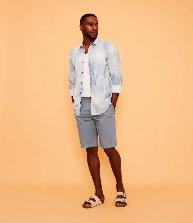 Bermuda Slim em Sarja com Elastano Azul