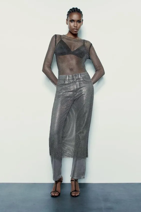 VESTIDO MIDI DE REDE COM BRILHOS