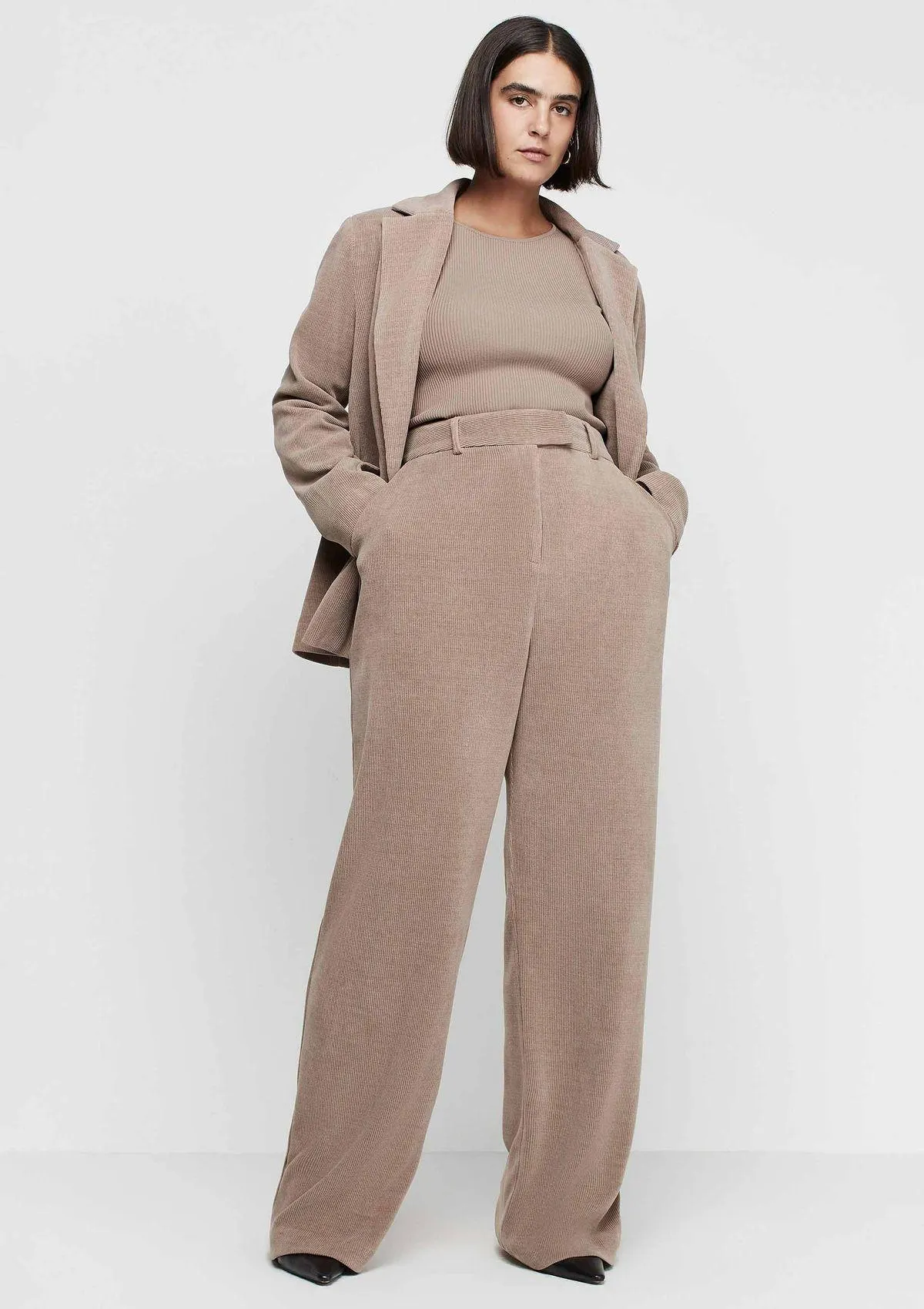 Calça Pantalona Cintura Alta Em Tecido Cotelê - Bege