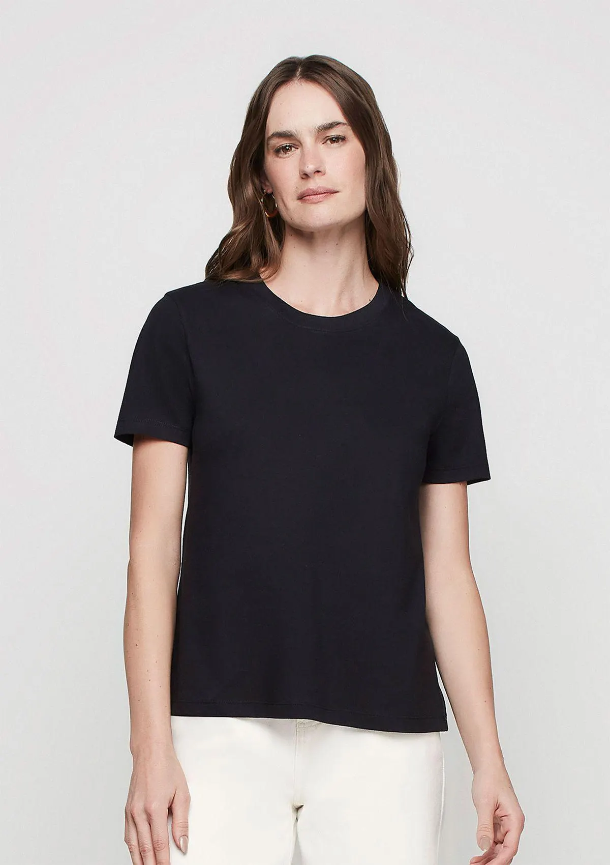 Blusa Reta Decote Redondo - Preto