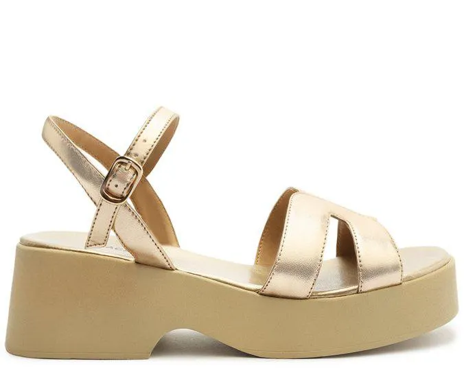 Sandália Plataforma Essencial Dourada