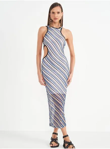 Blusa Listrada Assimétrica