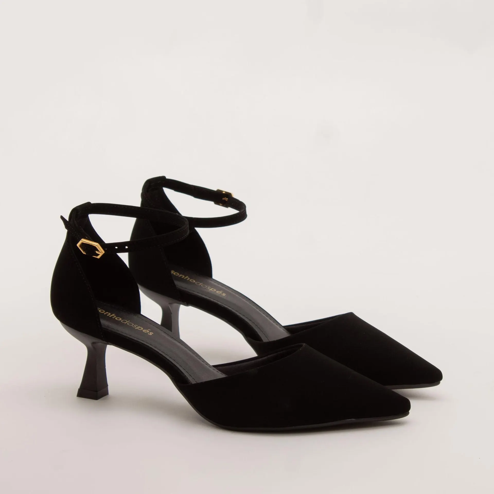 Scarpin Clássico Raissa - PRETA