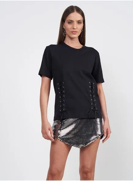 Camiseta Oversized Com Mangas Amplas