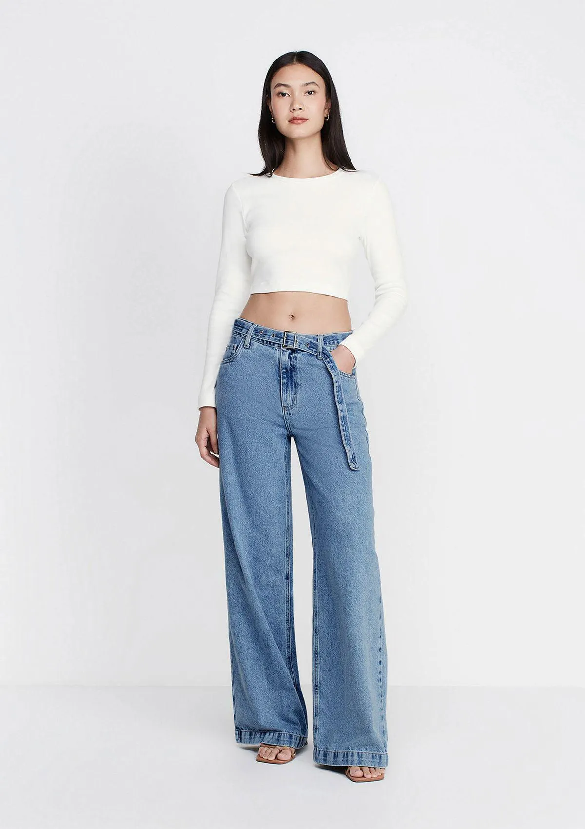 Calça Jeans Pantalona Cintura Baixa Com Cinto - Azul