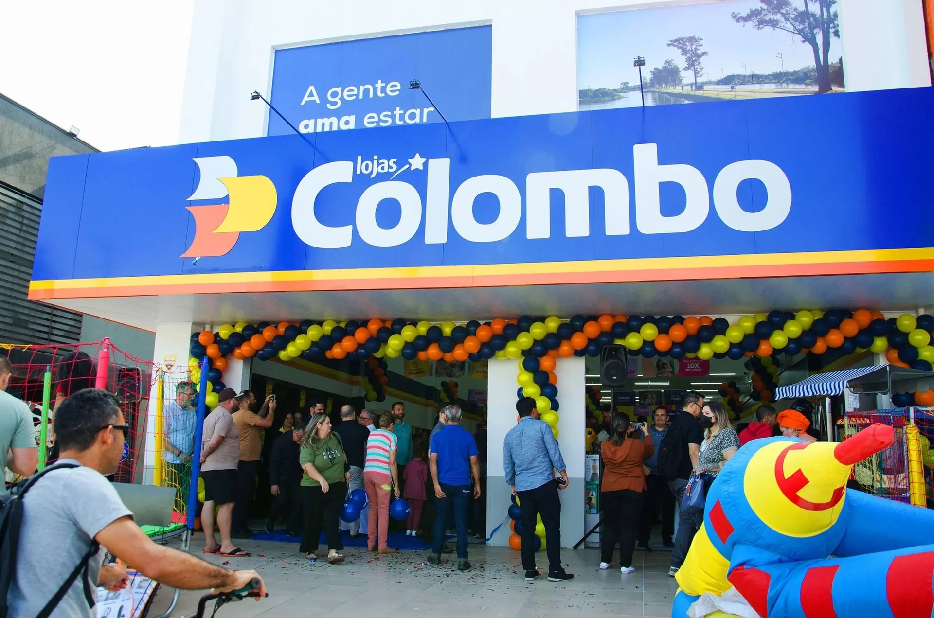 Encarte de Catálogo Lojas Colombo 7 de maio até 14 de maio 2025 - Pagina 3