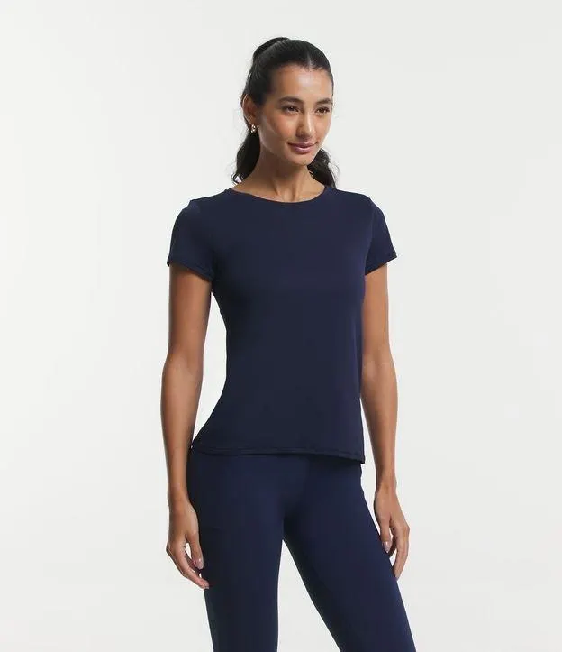 Camiseta Esportiva em Poliamida Azul Marinho
