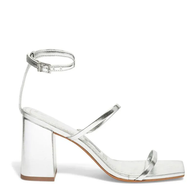 Sandália Prata Couro Salto Bloco Metalizada