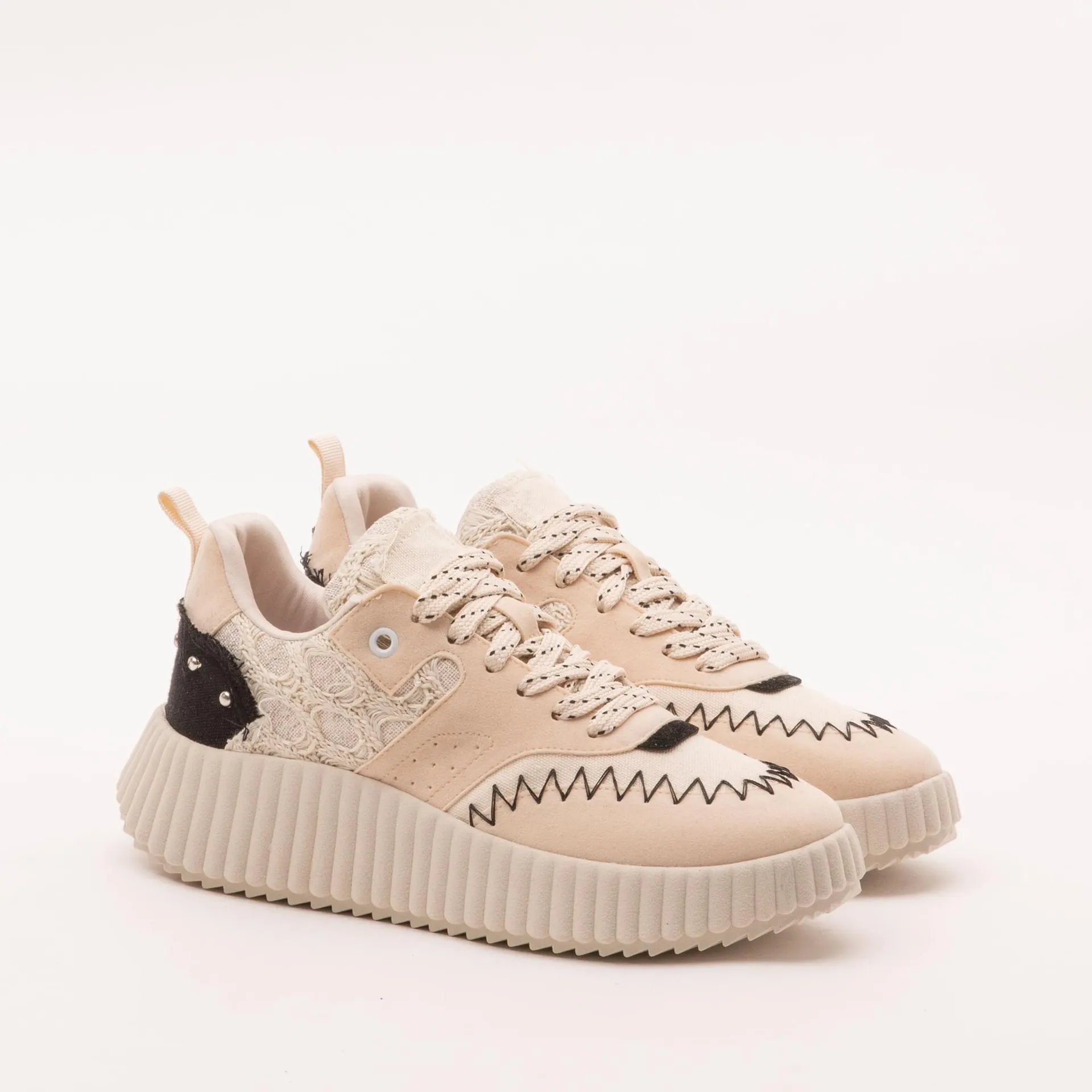 Tenis Trendy Artesanal - CRU/BAUNILHA/PRETO