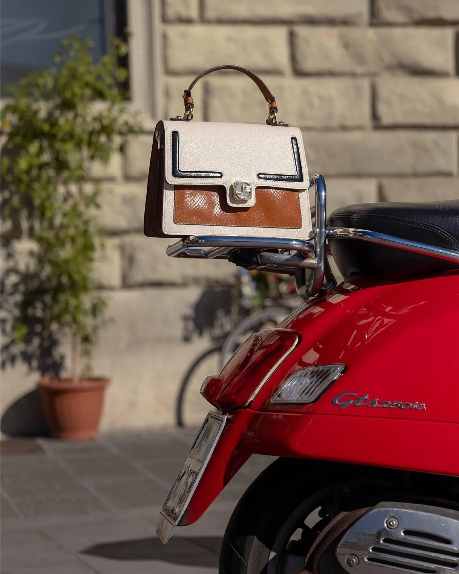 Encarte de Catálogo Jorge Bischoff 10 de novembro até 16 de novembro 2025 - Pagina 2