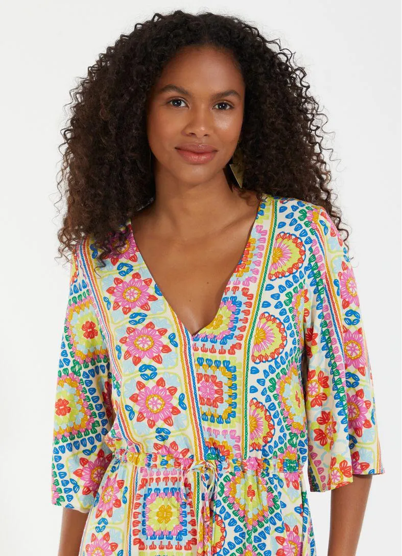 Vestido midi decote v estampado feito à mão