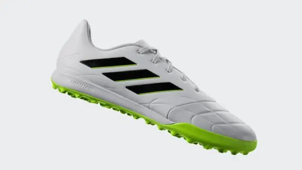 Chimpunes Copa Pure II.3 Césped Artificial