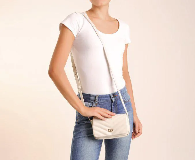 Bolsa Crossbody Branca Pequena Matelassê Chevron