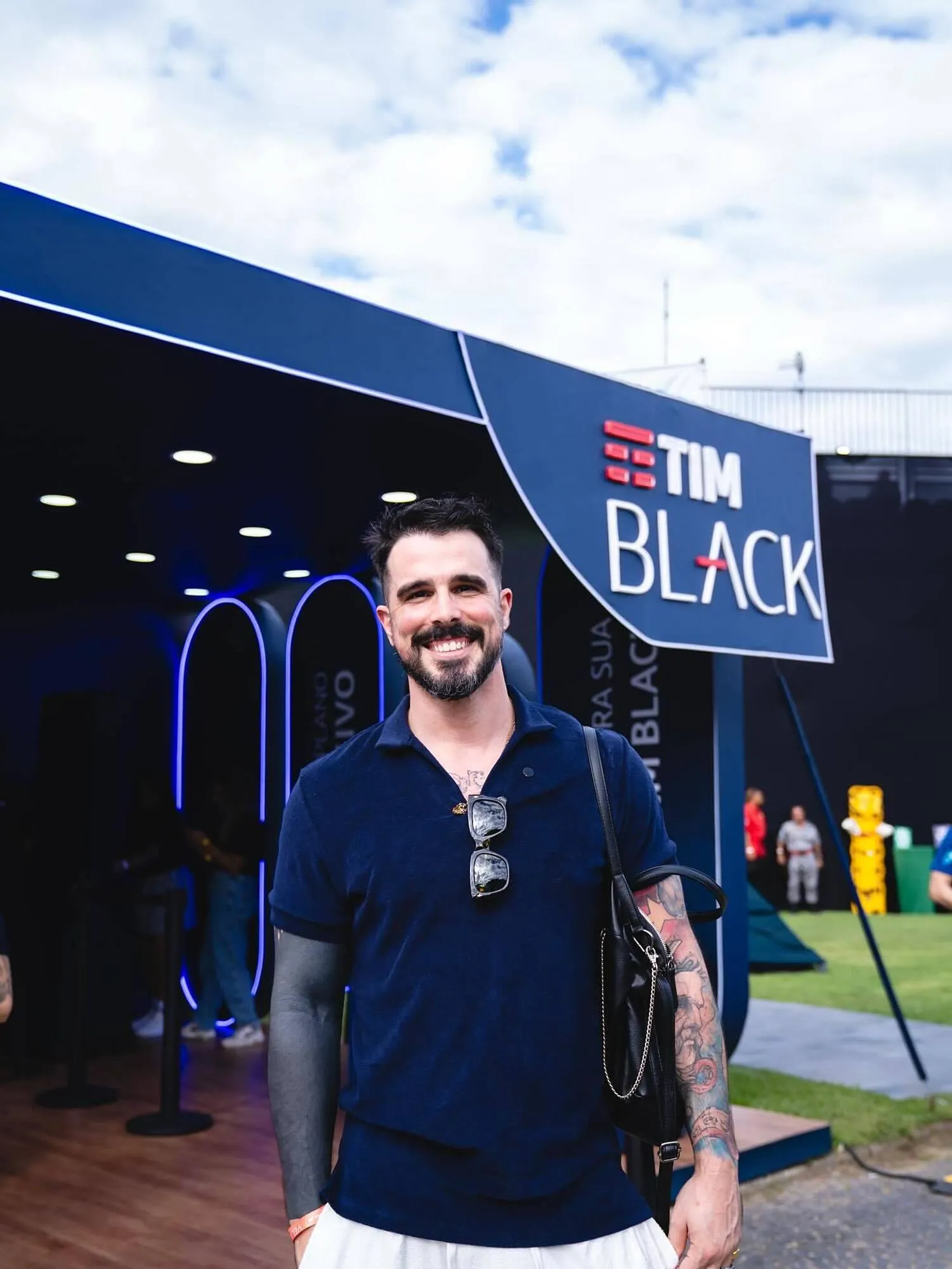 Encarte de Catálogo Tim 12 de abril até 18 de abril 2026 - Pagina 5