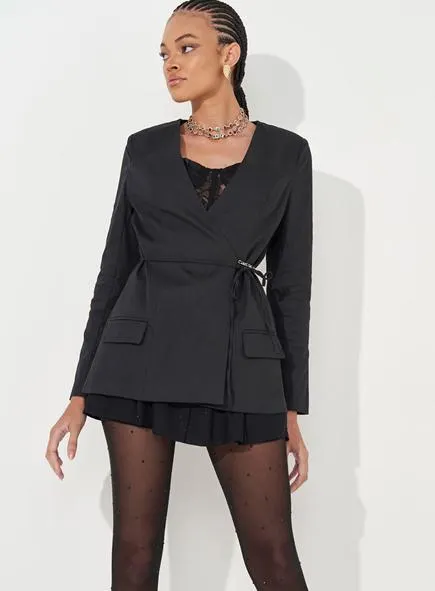 Blazer Com Sobreposição E Correntes