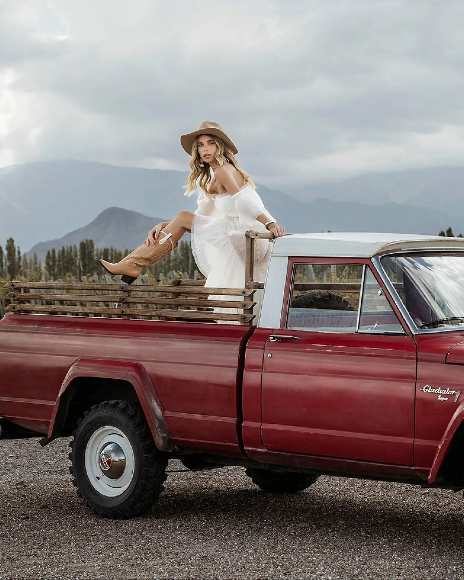 Encarte de Catálogo Jorge Bischoff 17 de março até 31 de março 2026 - Pagina 1