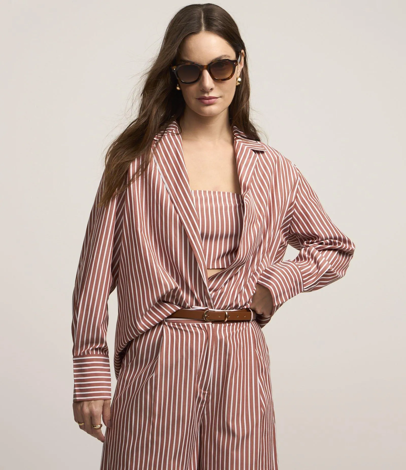 Camisa em Tricoline Listrada com Top Marrom