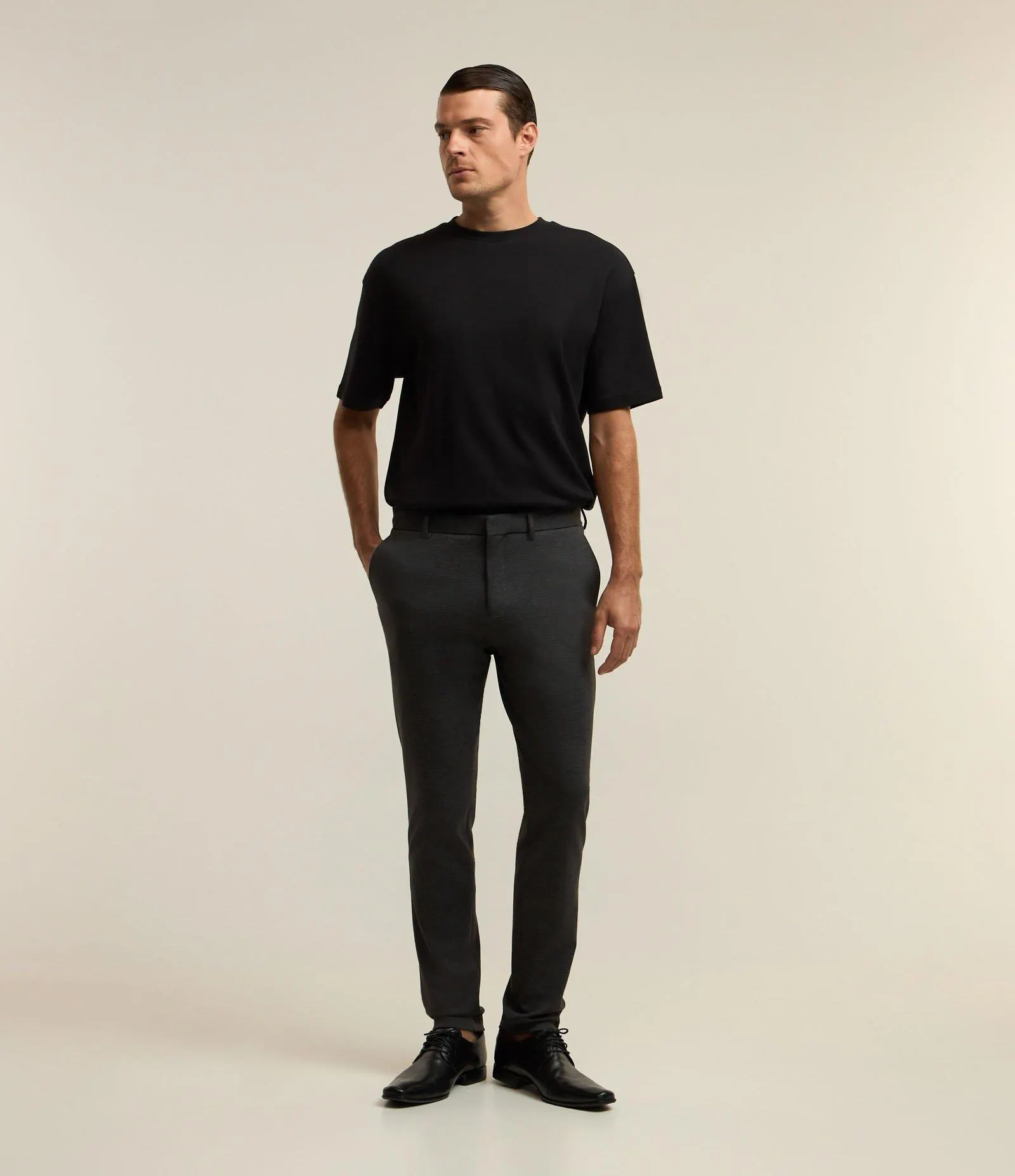 Calça Super Slim Social em Poliviscose Cinza Chumbo