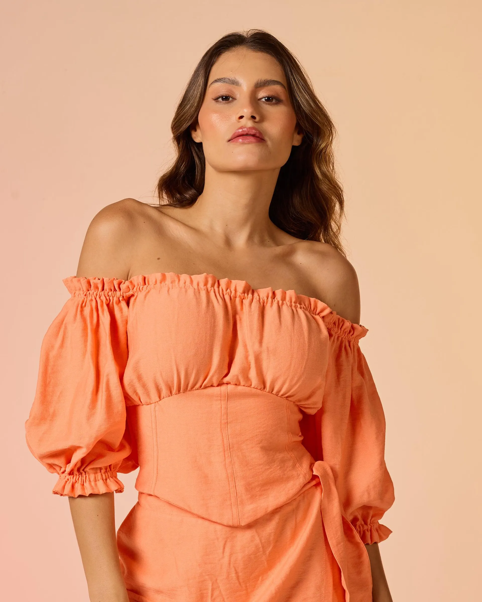 Blusa ciganinha com recortes corselet