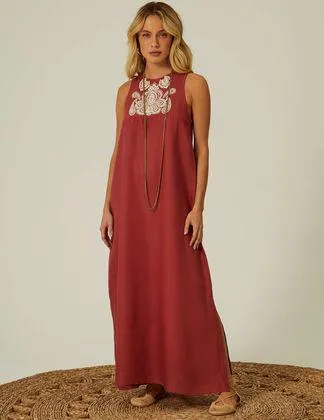 Vestido Midi Bordado Marrocos