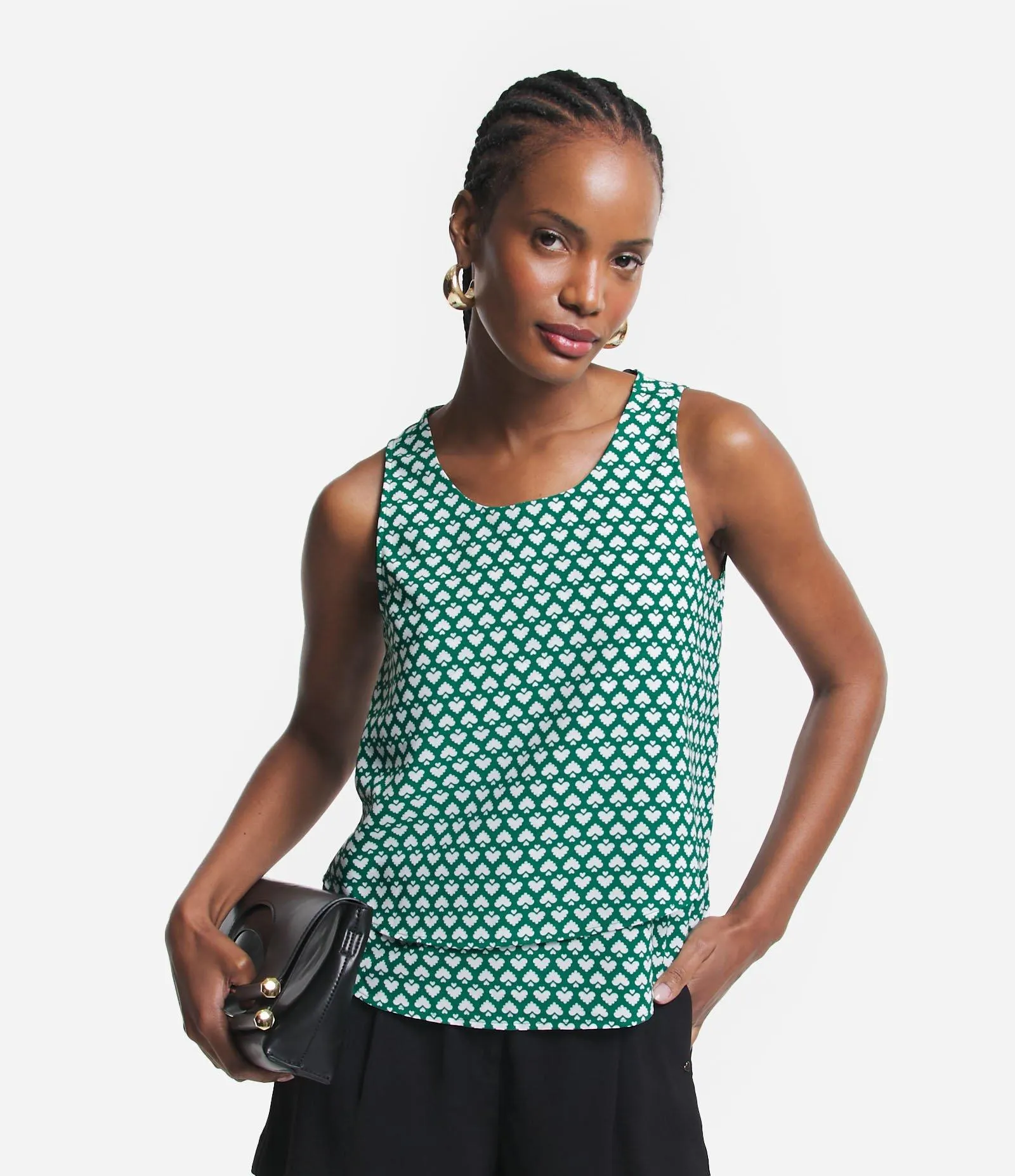 Blusa Airflow Sem Mangas com Estampa de Coração Verde