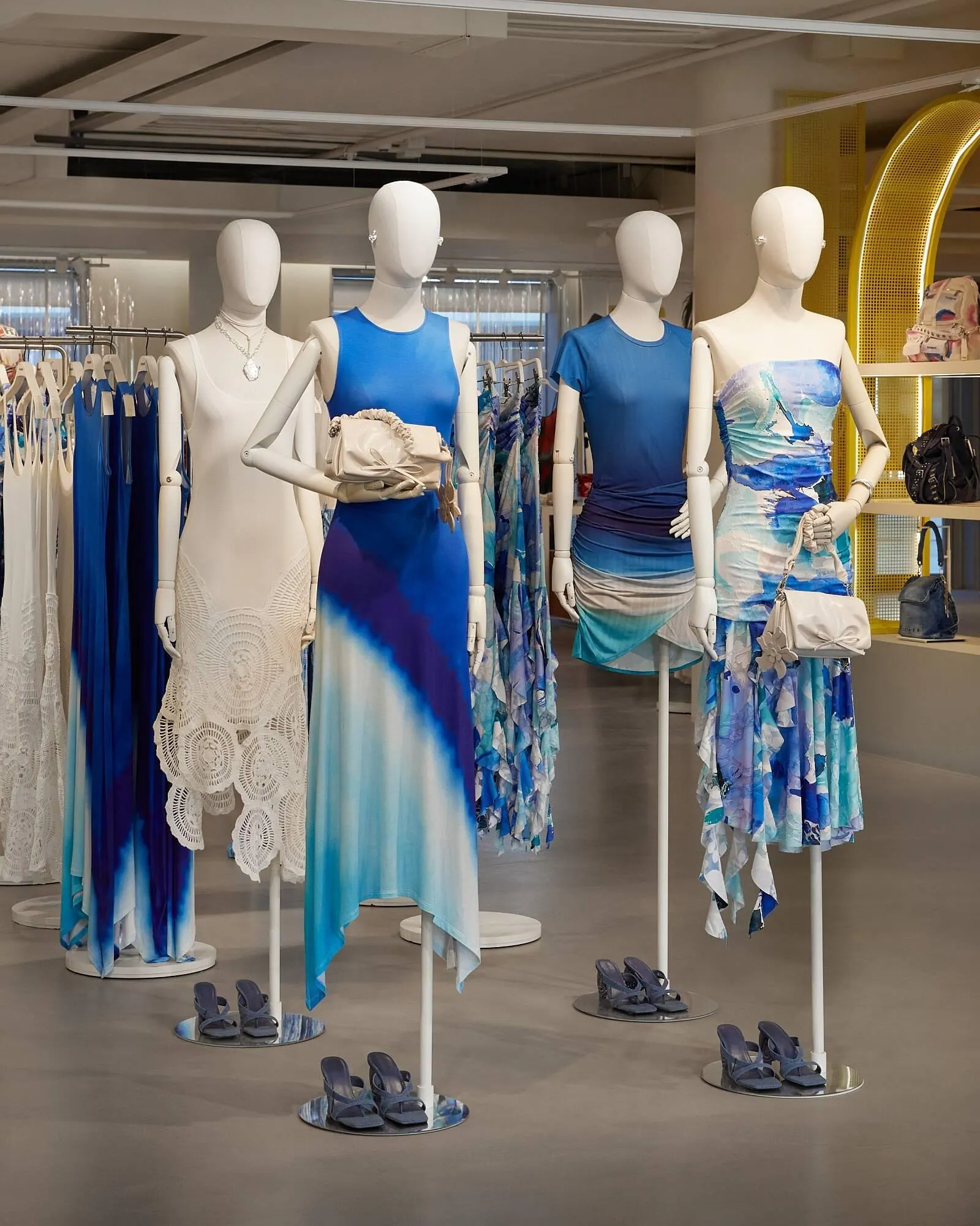 Encarte de Catálogo Desigual 22 de junho até 26 de junho 2025 - Pagina 1