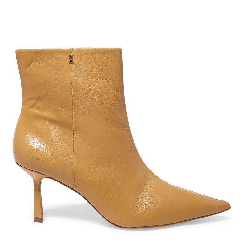 Bota Bege Couro Salto Fino