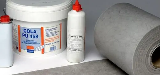 Cola bicomponente césped artificial Biberón 0,75 Kg.