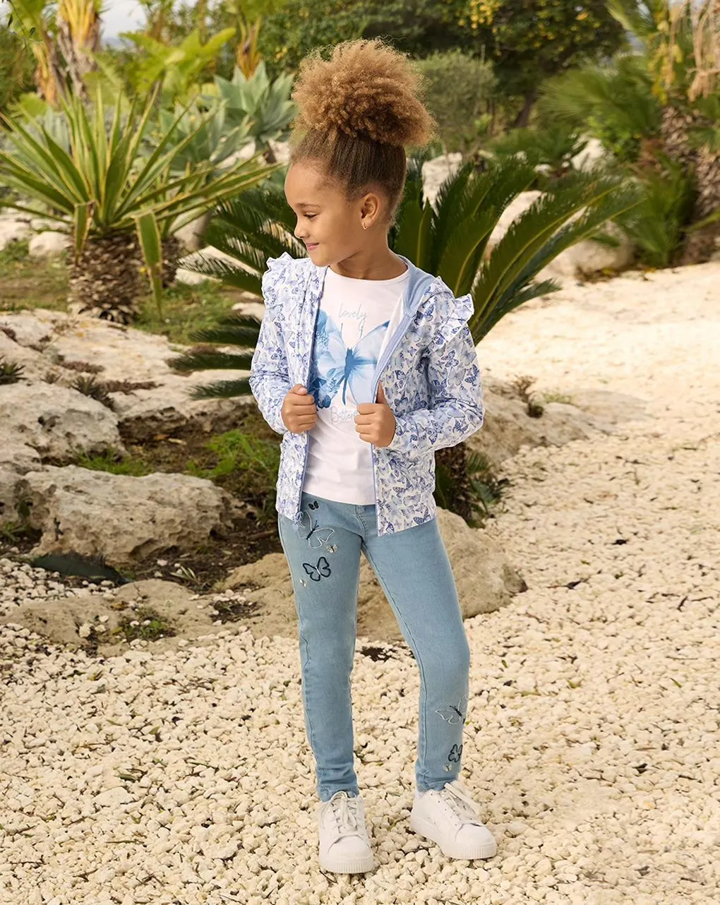 Παιδική ζακέτα φούτερ λευκή με πεταλούδες για κορίτσι