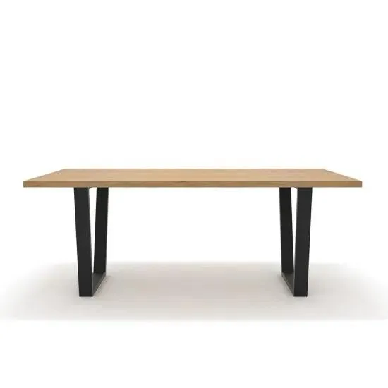 New Yorker Dining Table