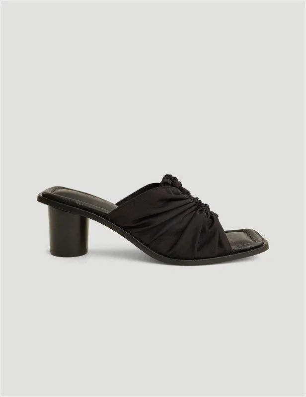 Goggo Mules Black