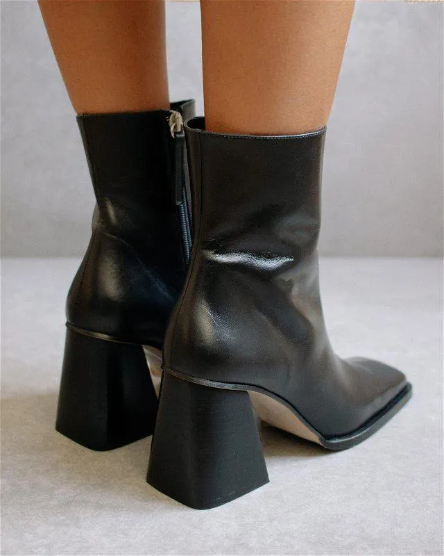 South Leather Ankle Boot Black