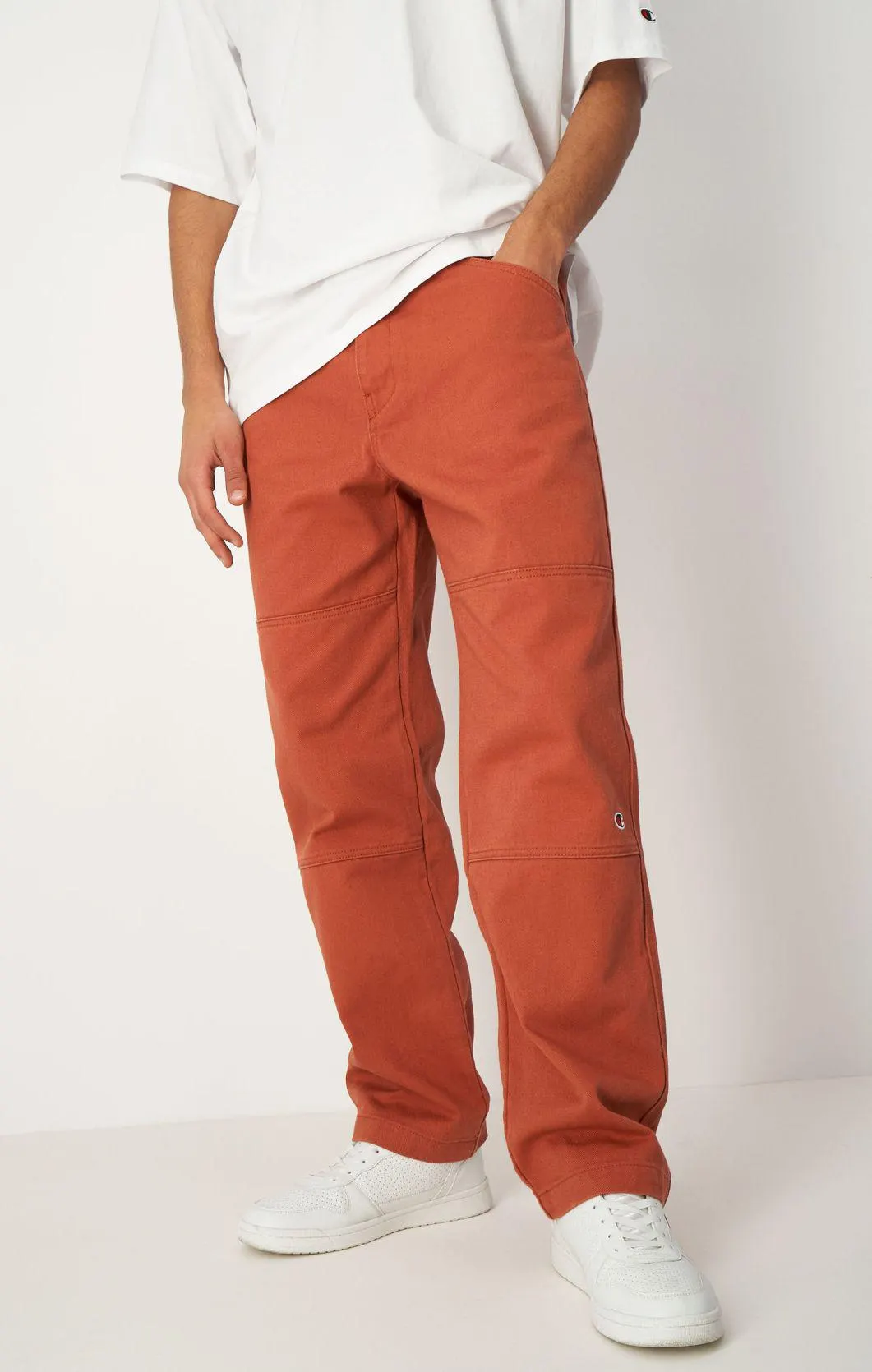 Pantalón de sarga gruesa con logotipo en C