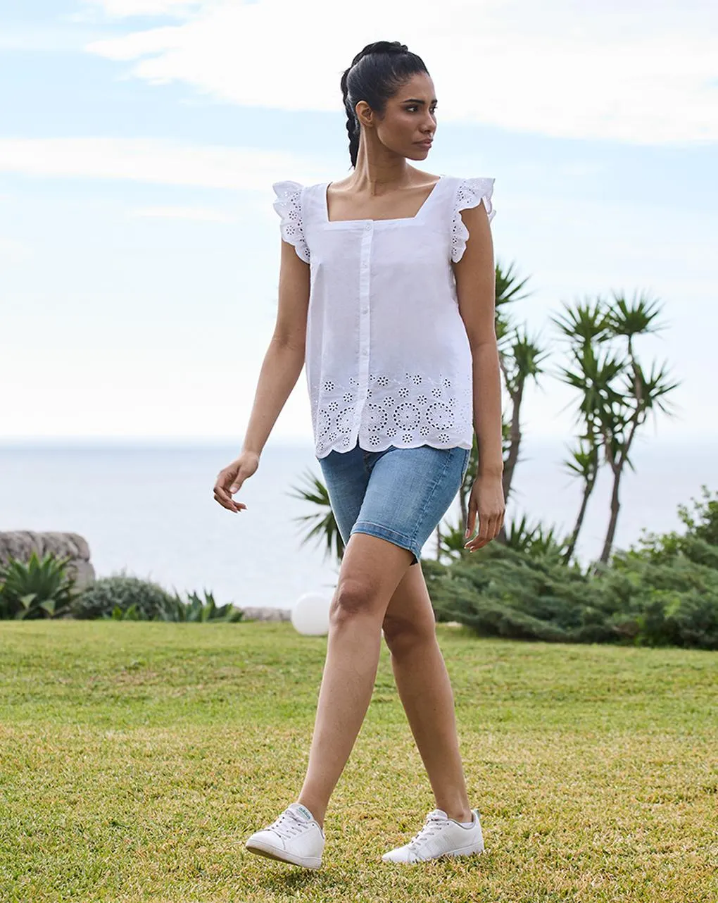 Γυναικεία μπλούζα εγκυμοσύνης/θηλασμού λευκή με δαντέλα sangallo