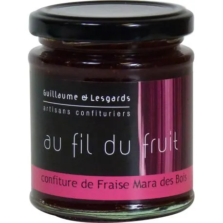Confiture de fraises et fraises des bois